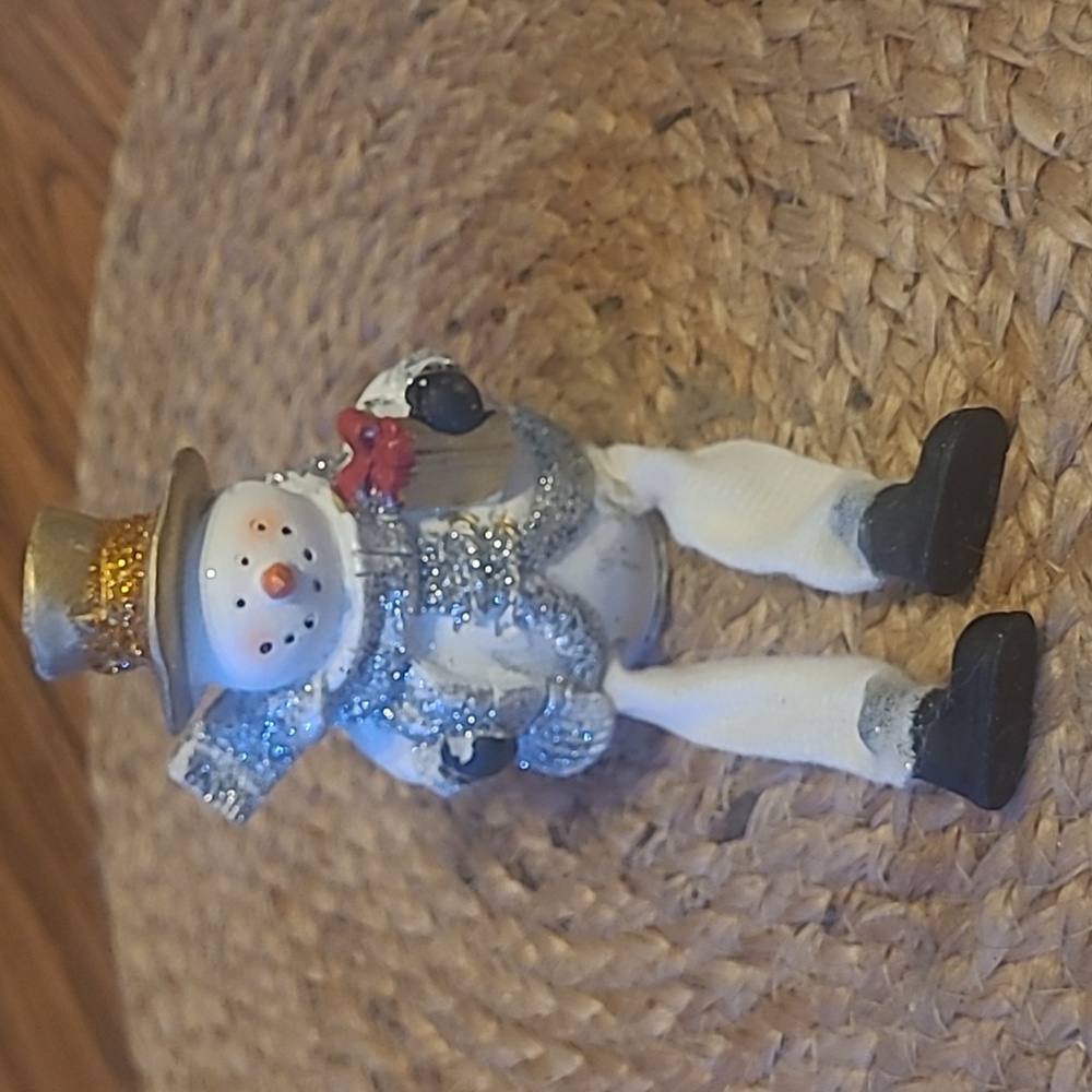 Set of 3 Festive Snowmen - Picture 4 of 4